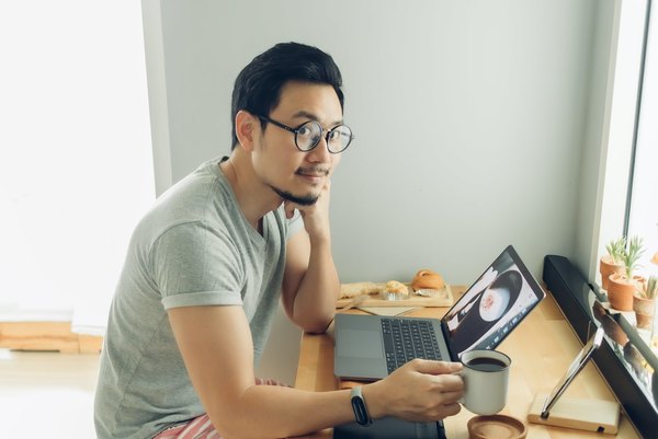 Taking Tax Deductions When You Work From Home